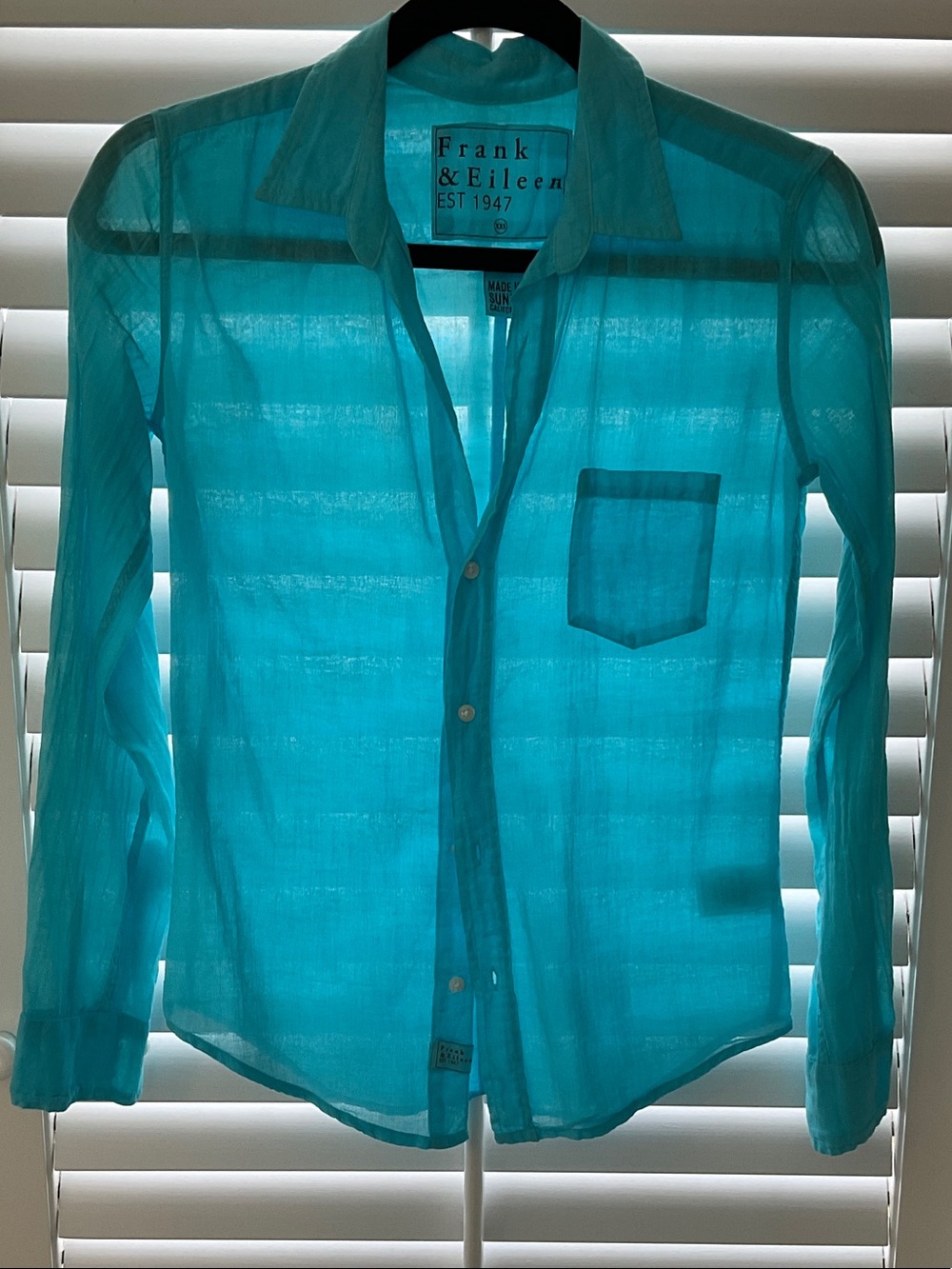 Frank & Eileen Sheer cotton Barry Button-down Shirt. Size XXS